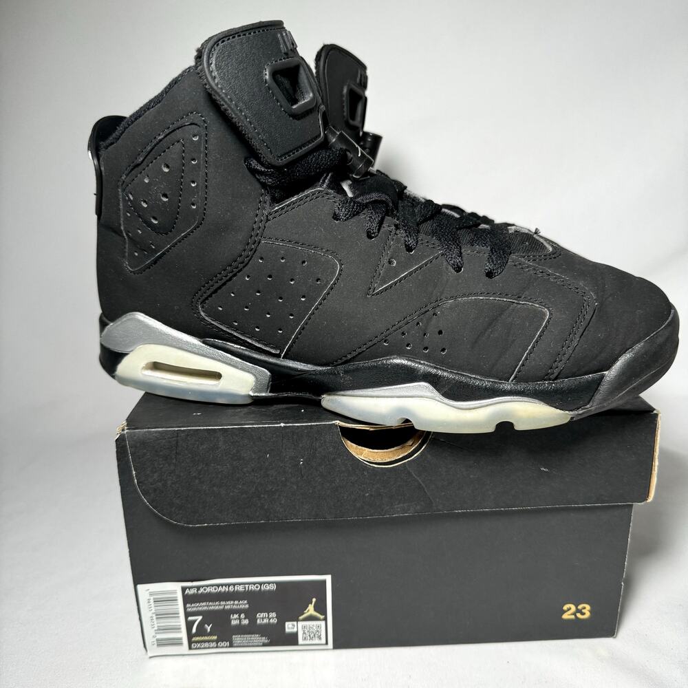 Size 7 - Nike Air Jordan 6 Retro GS Chrome 2022 Men's Shoes